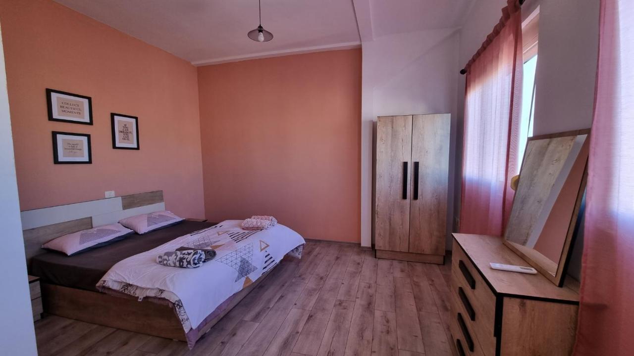 Sky Apartament. Bllok District Тирана Экстерьер фото